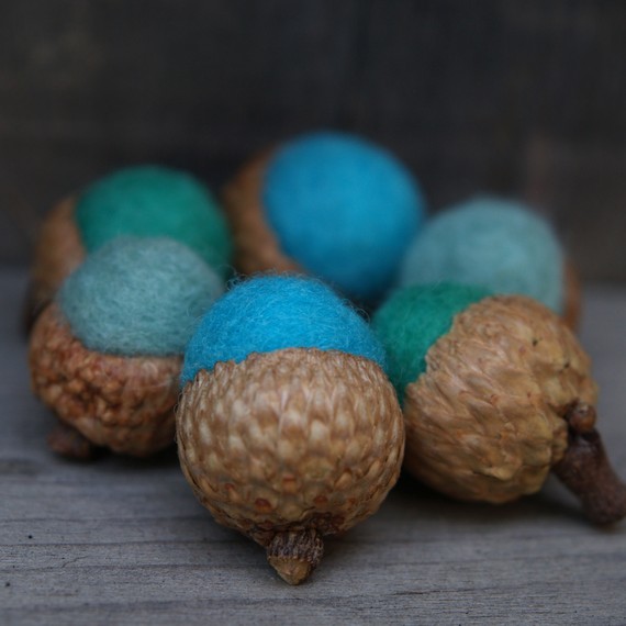 Blue Needle Felted Acorns Teal, Wooly Felt 12 Eco Friendly All Natural Woodland Waldorf Inspired Home Decor Fun turquoise Stocking Stuffer